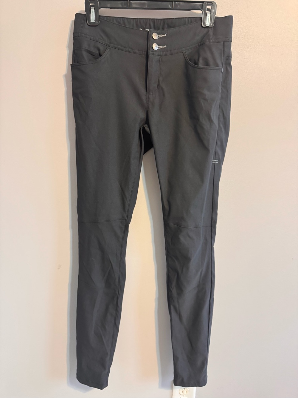 Toad&Co Flextime Skinny Pants in Charcoal Women's 4 Hiking Outdoors
